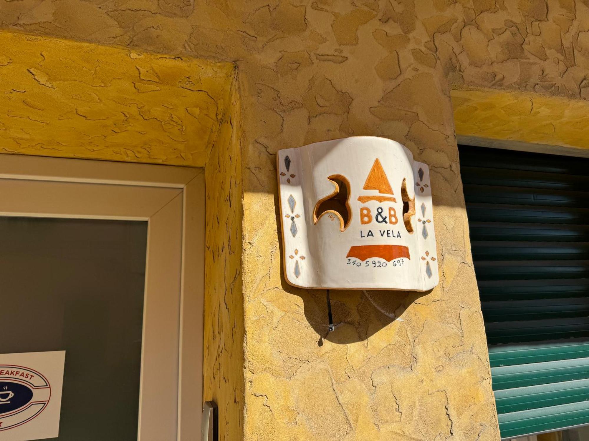 Domo La Vela - Affittacamere - Living SantʼAntìoco Extérieur photo